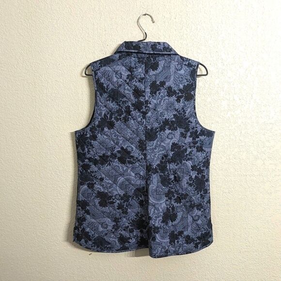 J.Jill Blue Floral Paisley Quilted Puffer Vest Button Front Pockets Fall Comfy M - Picture 2 of 11